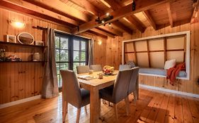 Currawong - Freycinet Holiday Houses